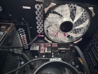 PC Ryzen 7 2700 GTX 960 4GB 16GB RAM 525GB SSD