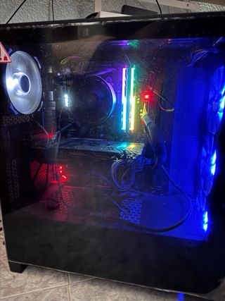 PC Ryzen 7 2700 GTX 960 4GB 16GB RAM 525GB SSD