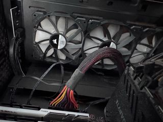 PC Ryzen 7 2700 GTX 960 4GB 16GB RAM 525GB SSD