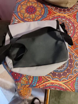 Bandolera Reebok Gris y Multicolor