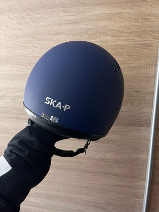 Casco SKA-P nuevo sin estrenar en su funda y caja.