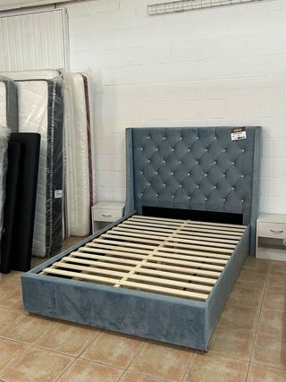 Cama matrimonio 135x190 moderna NUEVA