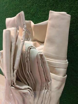 Cortina opaca 132 x 241 cm