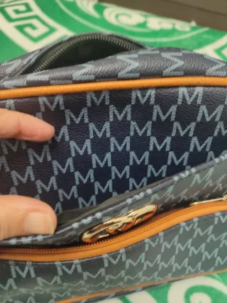 Bolso bandolera azul y marrón