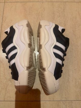 Zapatillas Adidas Superstar Negras y Blancas