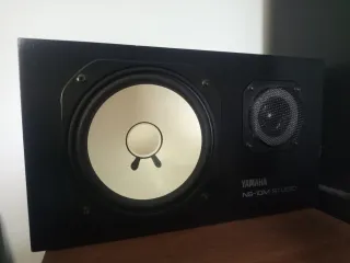 Altavoces Yamaha NS-10M Studio