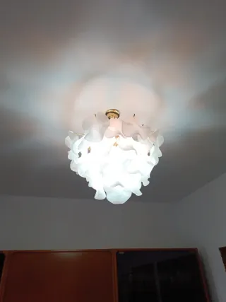 Lámpara colgante de cristal y plástico