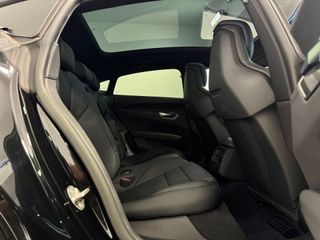 AUDI E-TRON GT 60 QUATTRO 476cv BLACK PACK!!