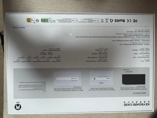 Teclado imantado para iPad