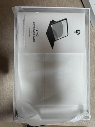 Teclado imantado para iPad