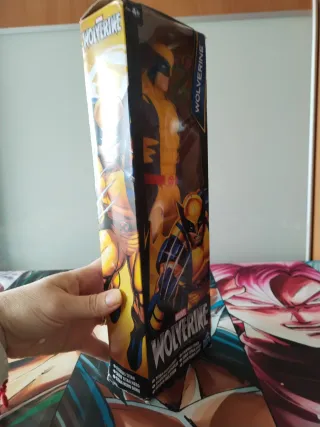 Figura Wolverine Titan Hero Series Marvel