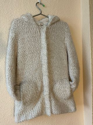 Chaqueta de punto con capucha