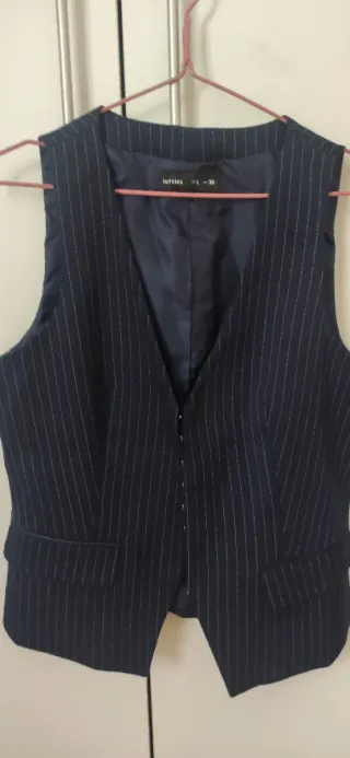 Chaleco azul marino de rayas