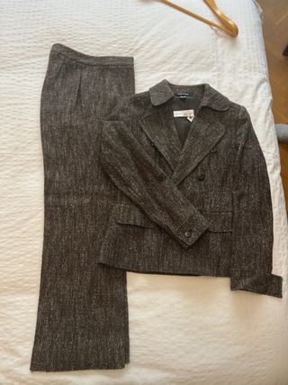 Traje marrón jaspeado chaqueta y pantalón