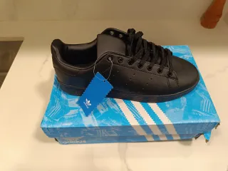 Adidas Stan Smith Negras