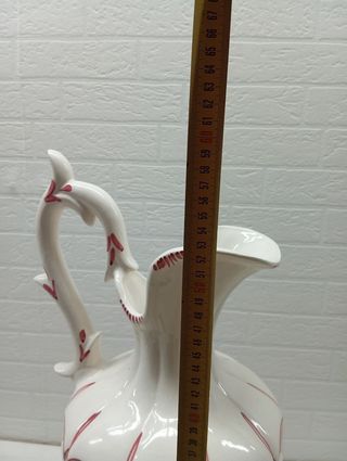 Jarra de cerámica  Estatua Escultura