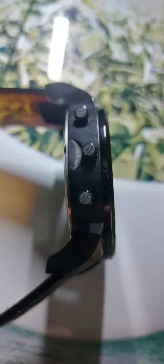 Reloj Diesel DZ7422 Negro y Dorado sin caja