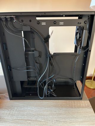 NZXT H5 flow RGB Cristal templado