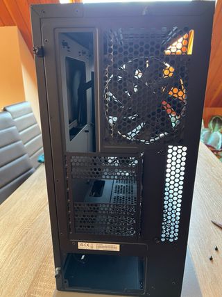 NZXT H5 flow RGB Cristal templado