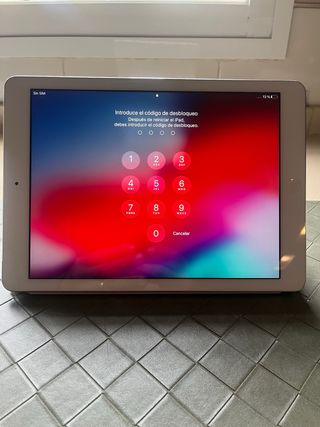 iPad Air 16GB WiFi + Celular Plata