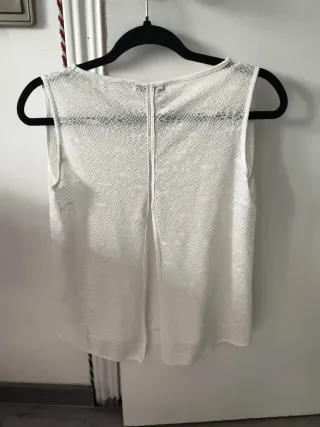 Blusa de encaje blanca talla S