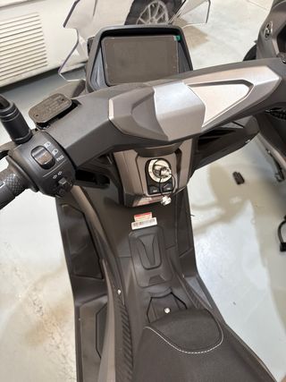 Keeway Vieste 125 Maxi Scooter Automática