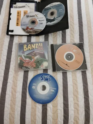 Lote Juegos PC Resident Evil, Sims, Banzai