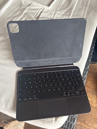 Teclado Magic Keyboard iPad Pro 11