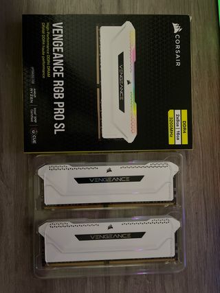 Corsair Vengeance RGB PRO DDR4 16GB (2x8GB) 3200MH