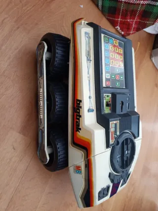 Juguete antiguo robot