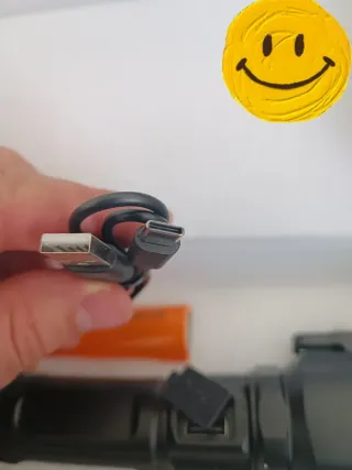 LINTERNA  MUY POTENTE DE DIODOS A ESTRENAR