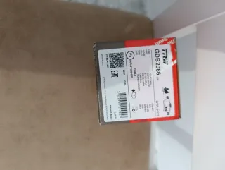 Pastillas de frenos sin usar ni abrir la caja