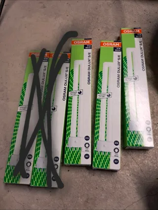 2 Avvolgicavo Berner + 1 Zeca con lampade fluo