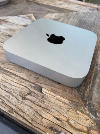 Mac Mini i5 4GB RAM 500GB HD Plata