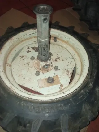 Ruedas Motoazada Honda con Pesas y Mangones