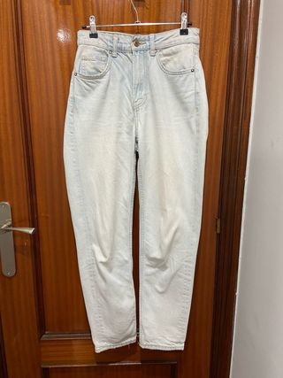 Pantalón vaquero claro