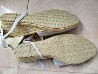 Zapatillas Esparto Cuña Beige/Plata Talla 40