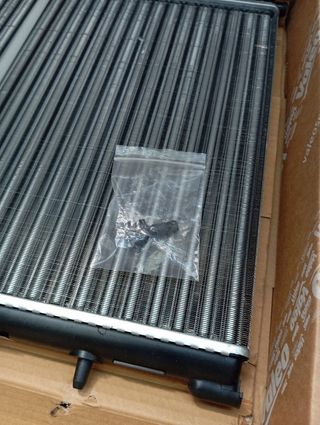 Radiador Valeo 732886 - Motor