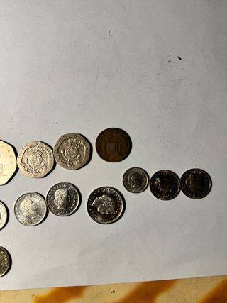 Lote de monedas de diferentes países