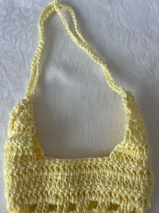 Bolso de crochet amarillo