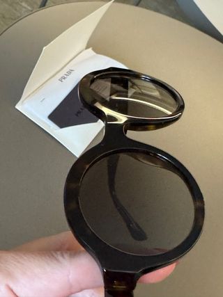 Gafas de sol Prada marrones