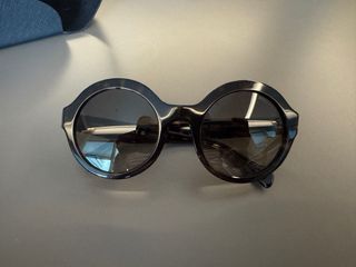 Gafas de sol Prada marrones