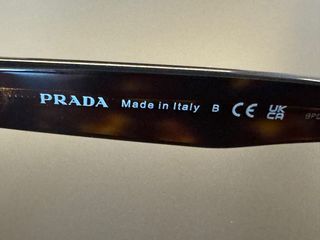 Gafas de sol Prada marrones