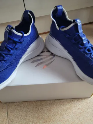 Zapatillas Curry Azul y Blanco