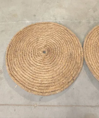 2 Alfombras Enea Redondas Antiguas