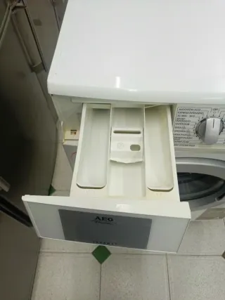 LAVADORA MARCA AEG DE 7KG CON GARANTIA TRANSPORTE