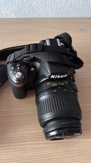 Cámara Nikon D3200 + 2 objetivos