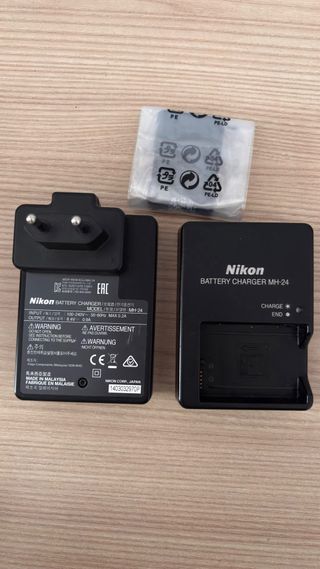 Cámara Nikon D3200 + 2 objetivos