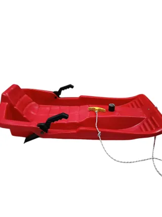 Trineo de nieve rojo con frenos y cuerda
