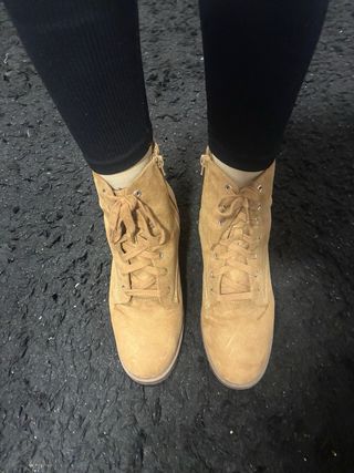 Botas de mujer color camel